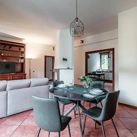 Carso - Family With Parking Appartement Côme