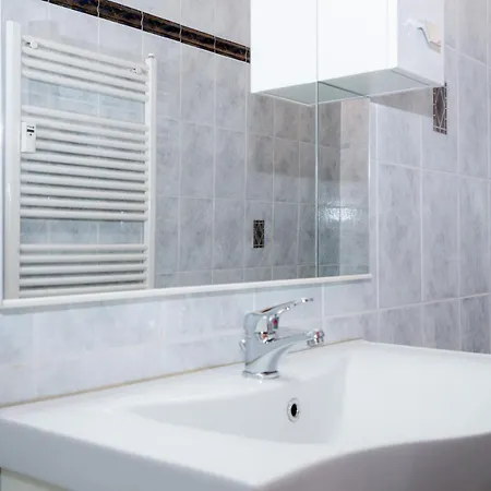 Carso - Family With Parking Appartement